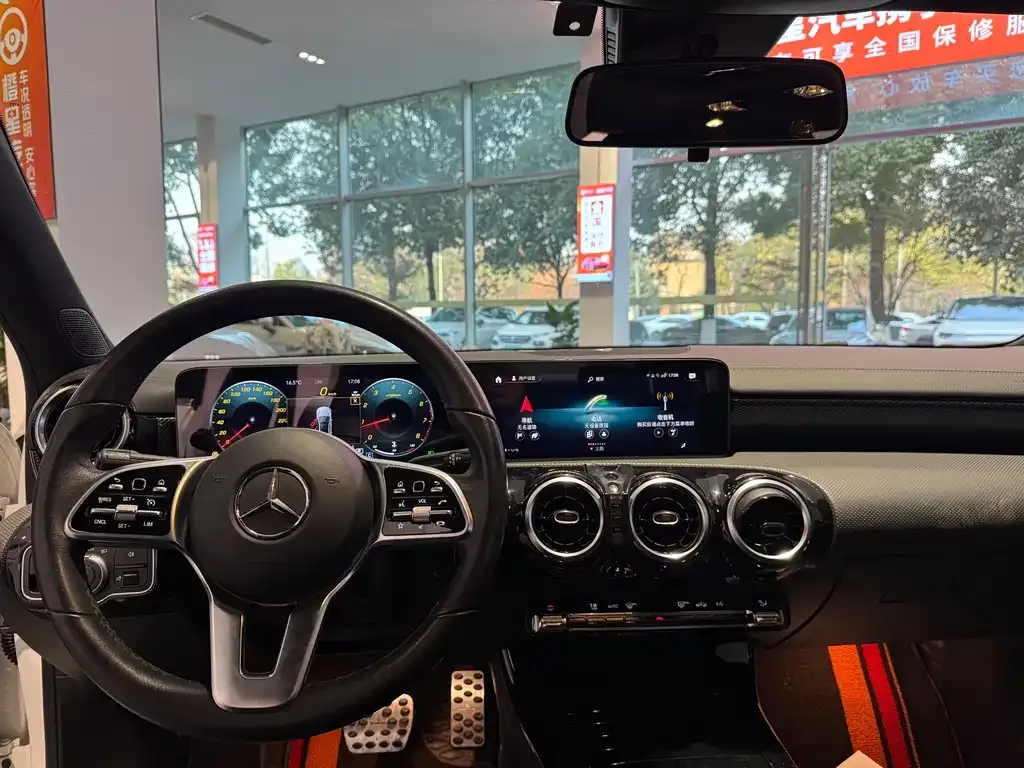 Mercedes-Benz A-Class 2023 из CN, фото 3