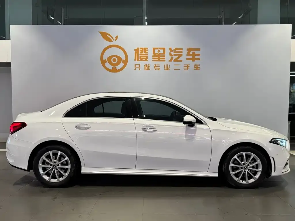 Mercedes-Benz A-Class 2023 из CN, фото 9