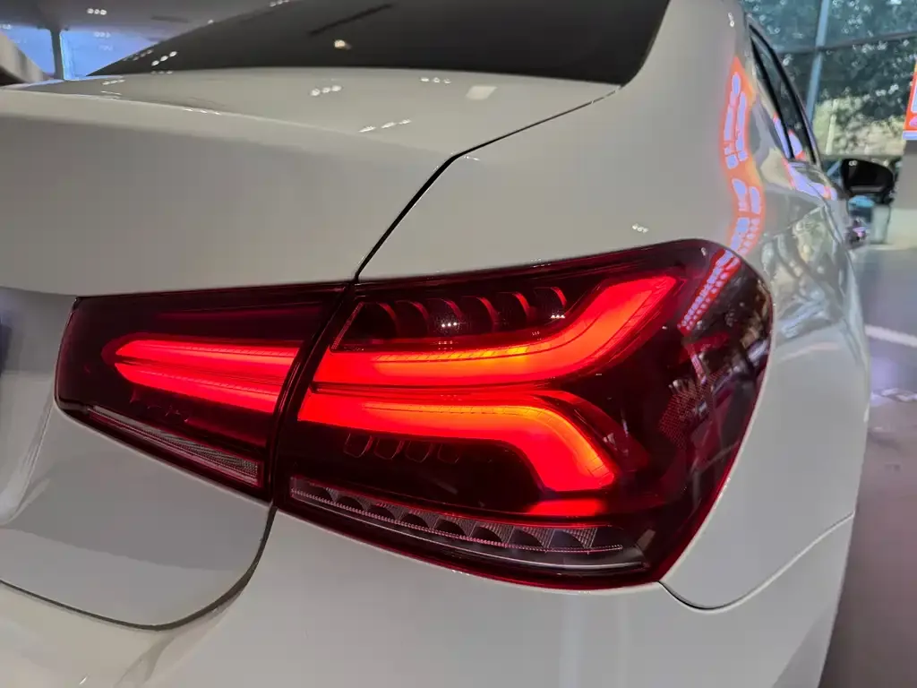 Mercedes-Benz A-Class 2023 из CN, фото 8