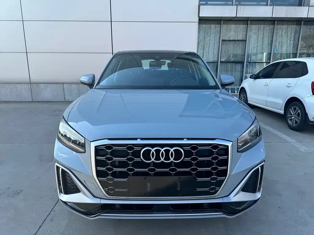 Audi Q2L 2023 из CN, фото 10