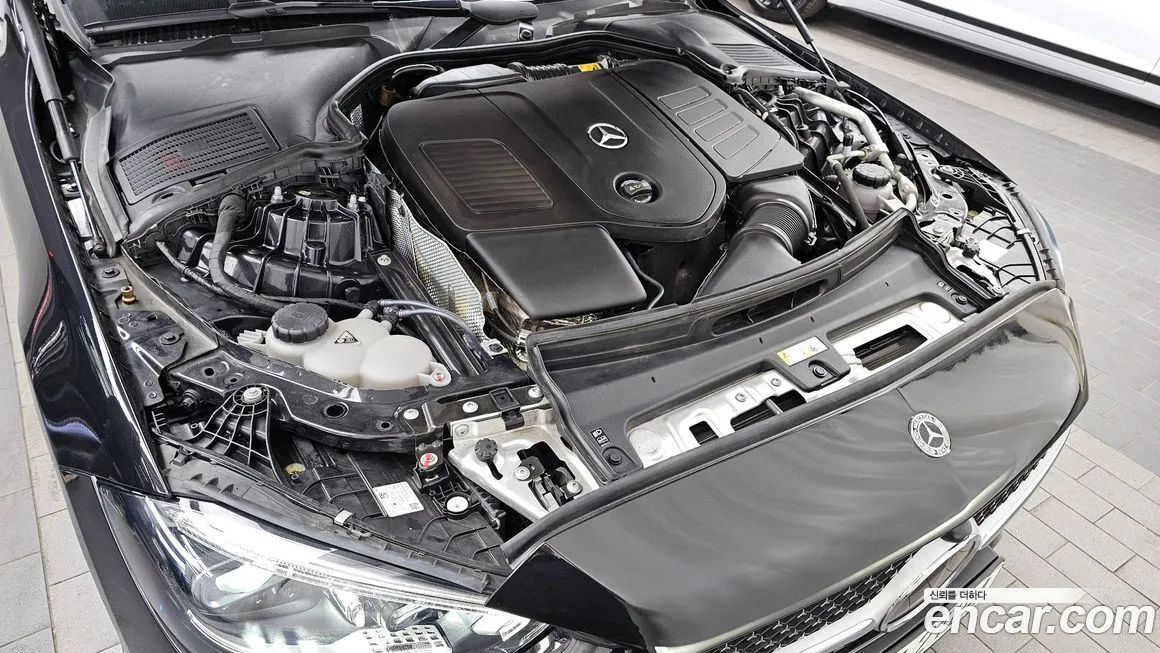 Mercedes-Benz C-Class 2023 из KR, фото 10