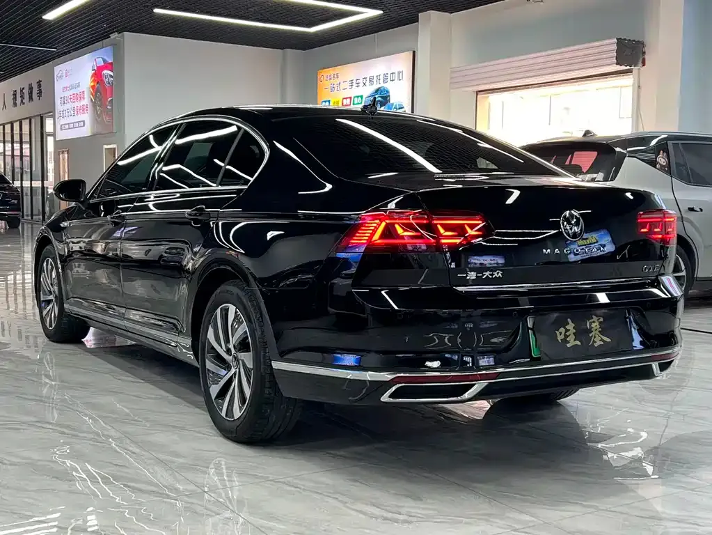 Volkswagen Magotan GTE PHEV 2023 из CN, фото 10