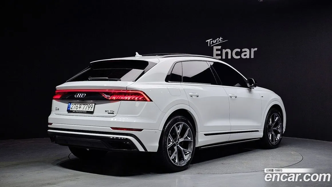 Audi Q8 2023 из KR, фото 4