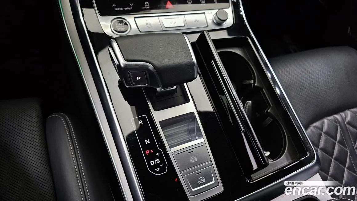 Audi Q8 2023 из KR, фото 7
