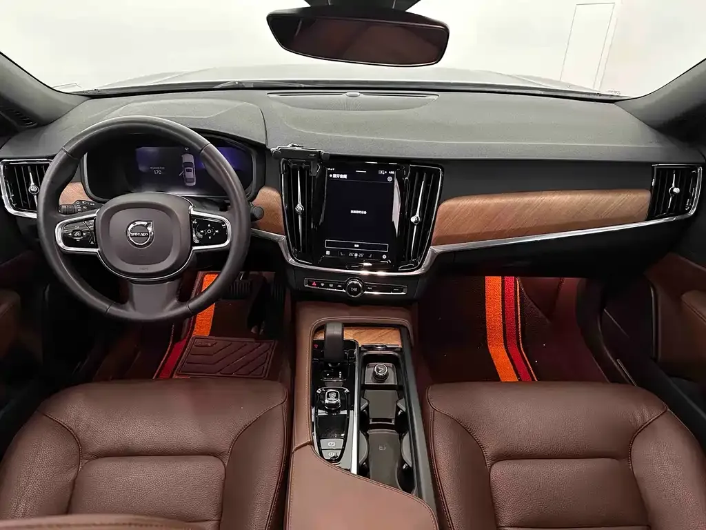 Volvo S90 2023 из CN, фото 5