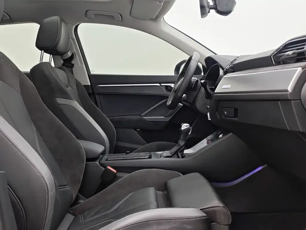 Audi Q3 Sportback — фото 4