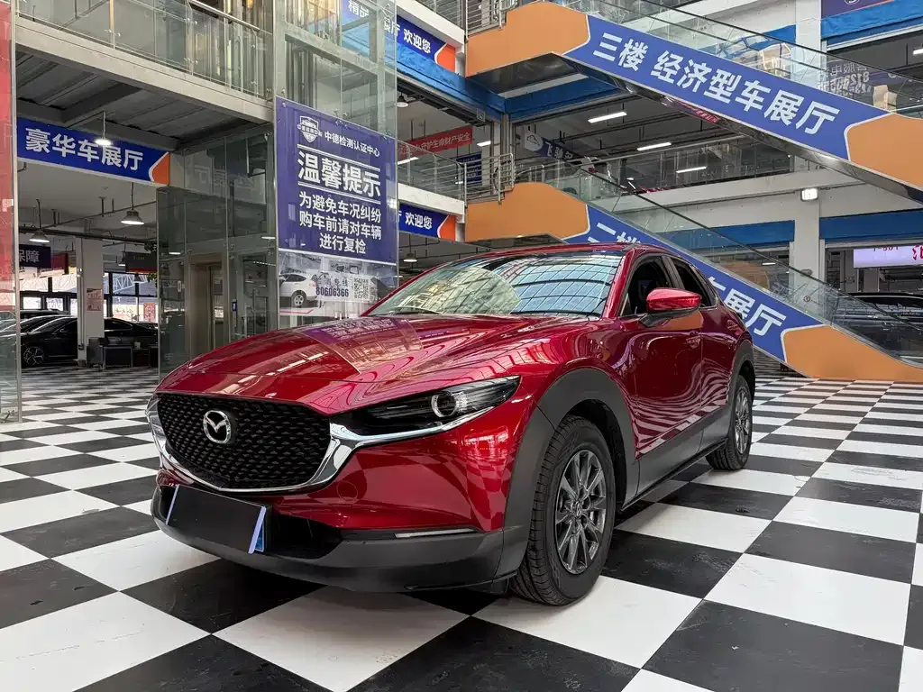 Mazda CX-30 2022 из CN, фото 1