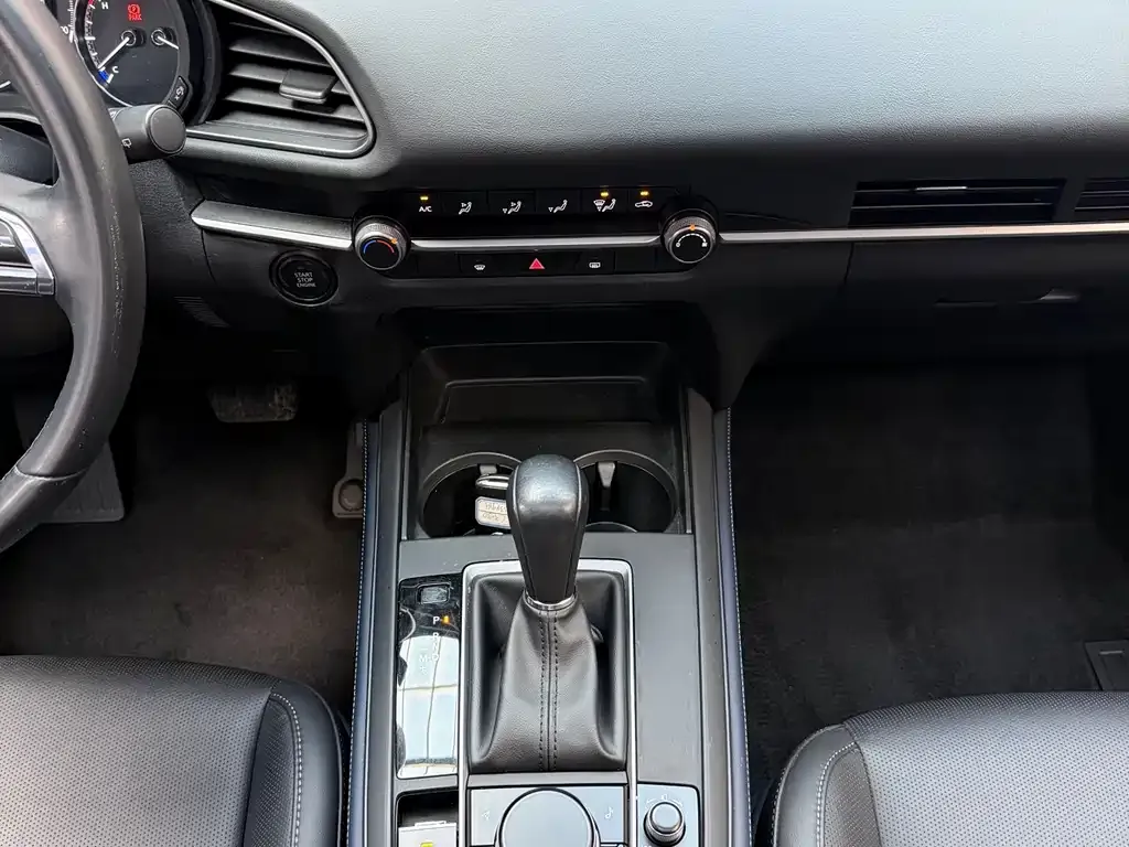 Mazda CX-30 2022 из CN, фото 4