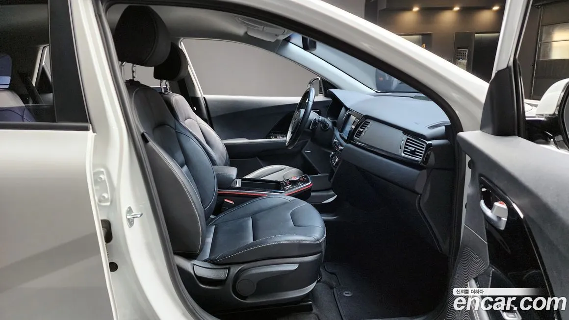 Kia Niro 2021 из KR, фото 9