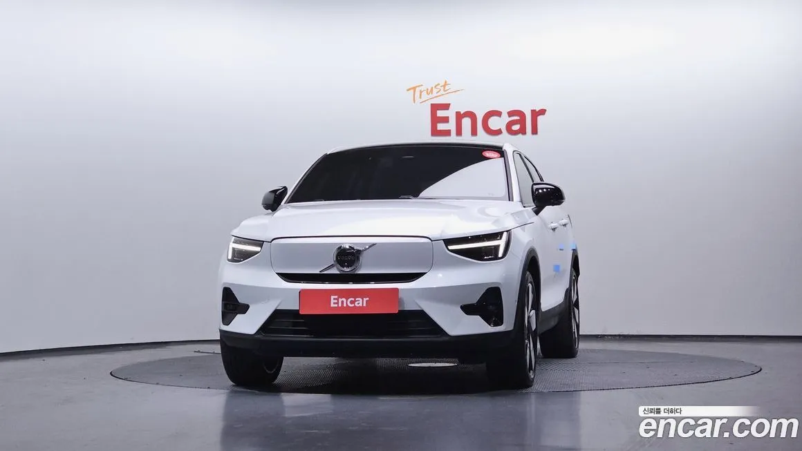 Volvo C40 2024 из KR, фото 2