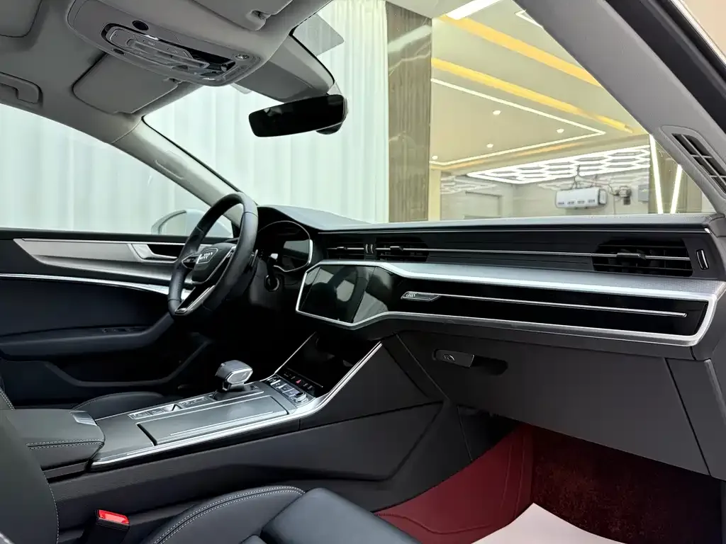 Audi A7 2025 из CN, фото 4