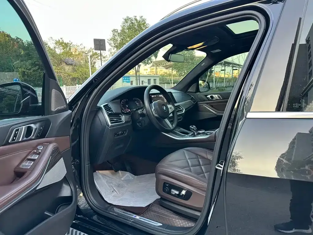 BMW X5 2023 из CN, фото 2