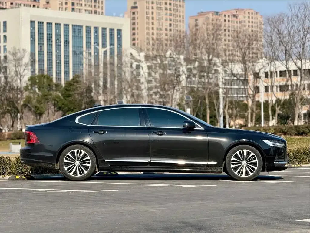 Volvo S90 — фото 7