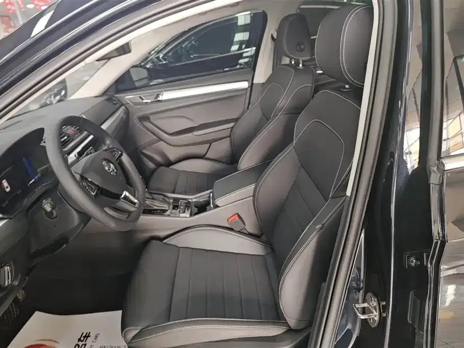 Skoda Superb — фото 3