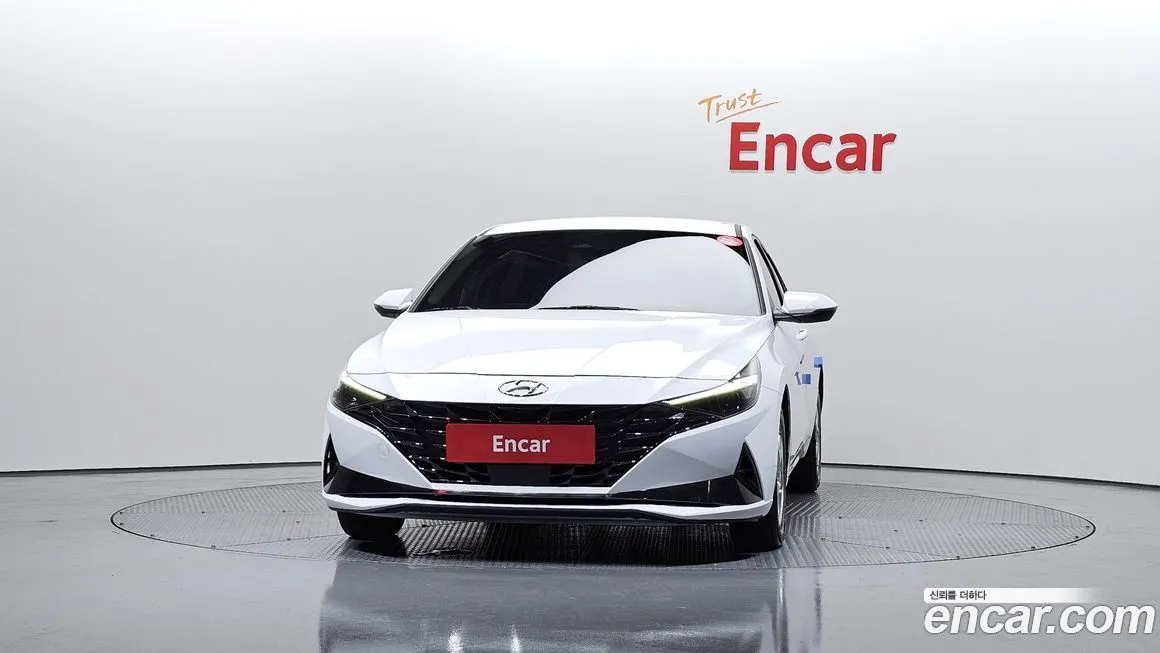 Hyundai AVANTE — фото 2