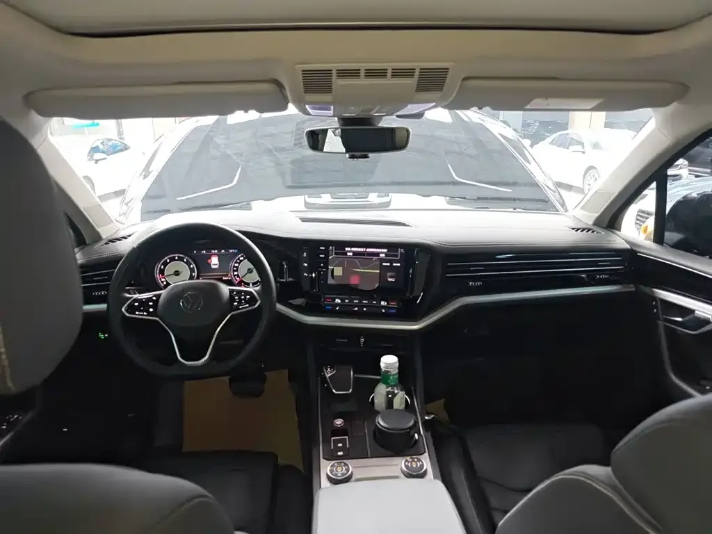 Volkswagen Touareg 2022 из CN, фото 4