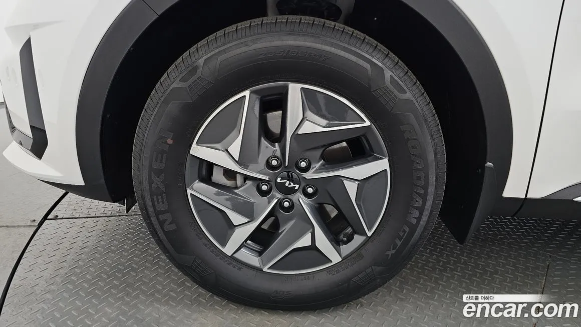 Kia Sorento — фото 5
