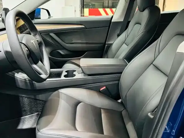 Tesla Model 3 2021 из CN, фото 2
