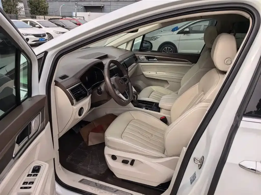 Volkswagen Viloran 2021 из CN, фото 8