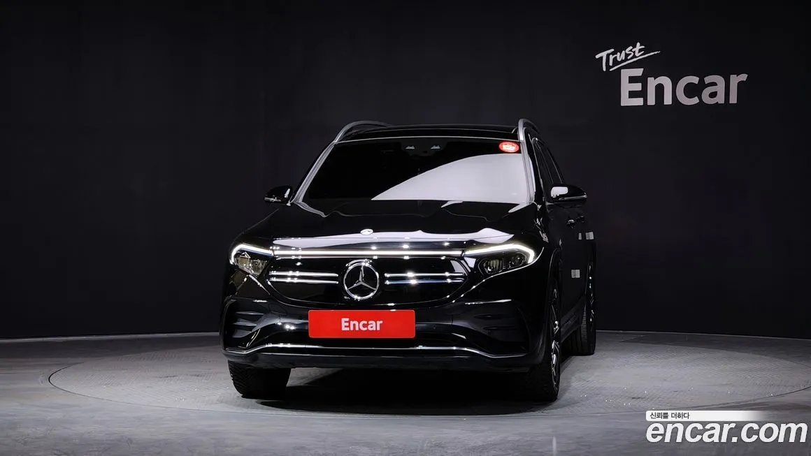 Mercedes-Benz EQB — фото 4