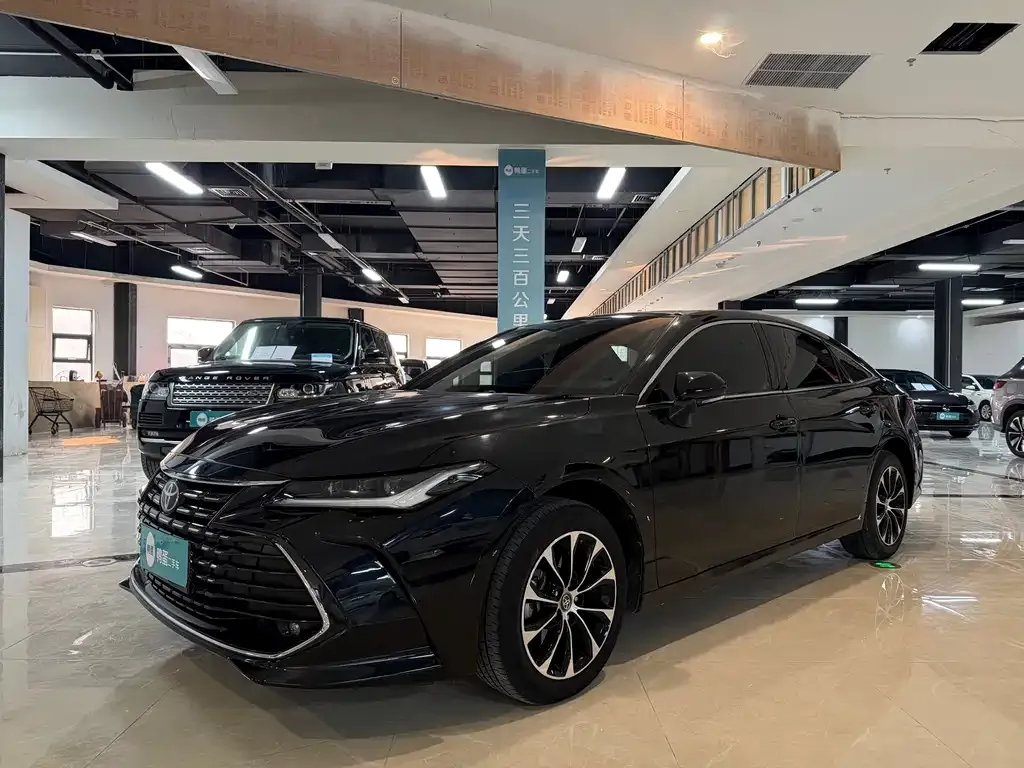 Toyota Avalon 2022 из CN, фото 1