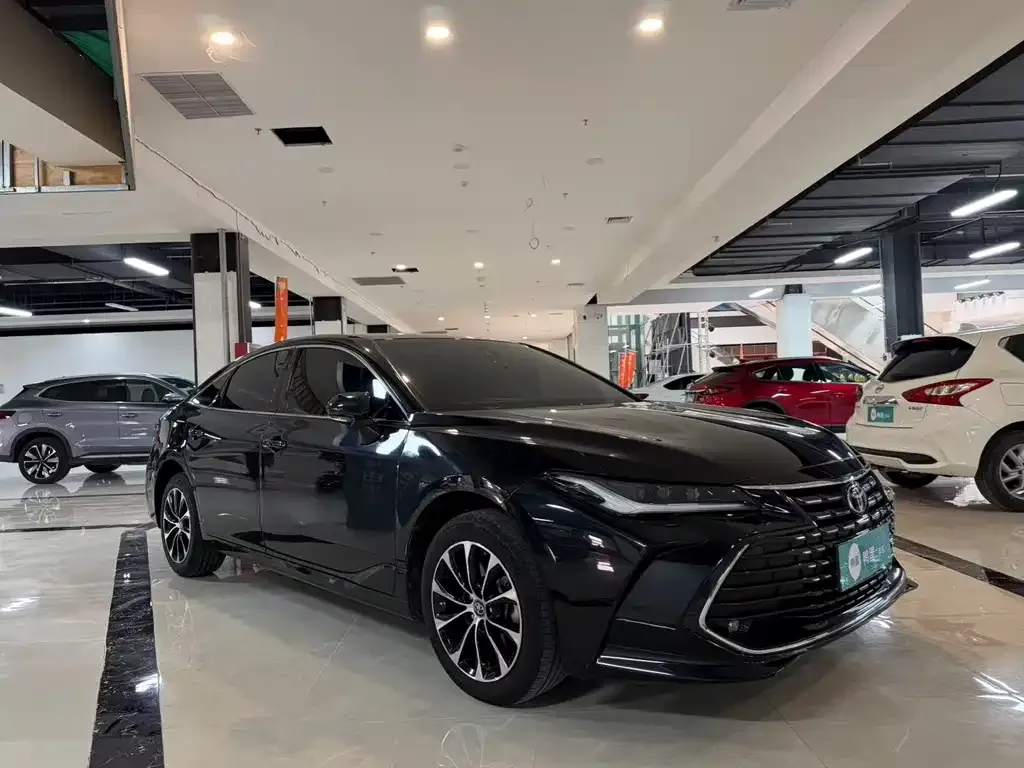 Toyota Avalon 2022 из CN, фото 2