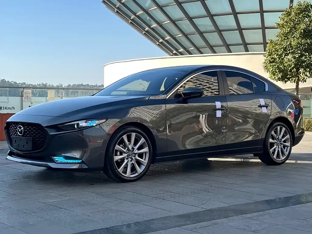Mazda 3 Axela 2021 из CN, фото 1