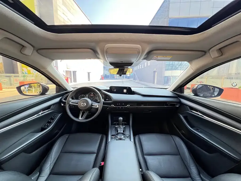 Mazda 3 Axela 2021 из CN, фото 4