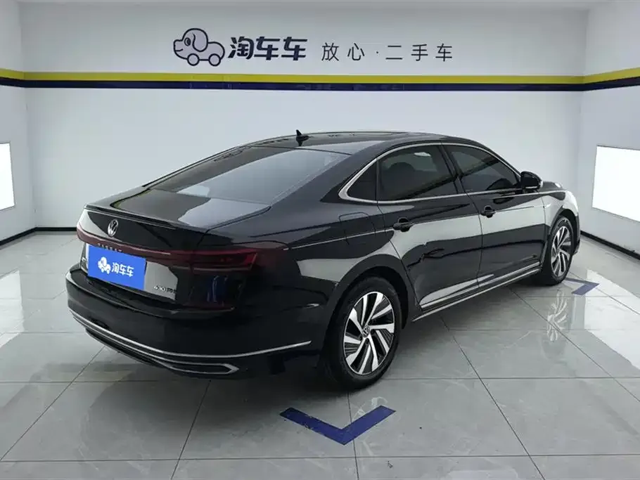 Volkswagen Passat New Energy — фото 5