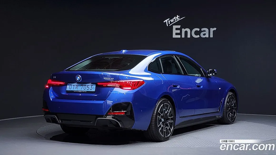 BMW i4 2025 из KR, фото 4