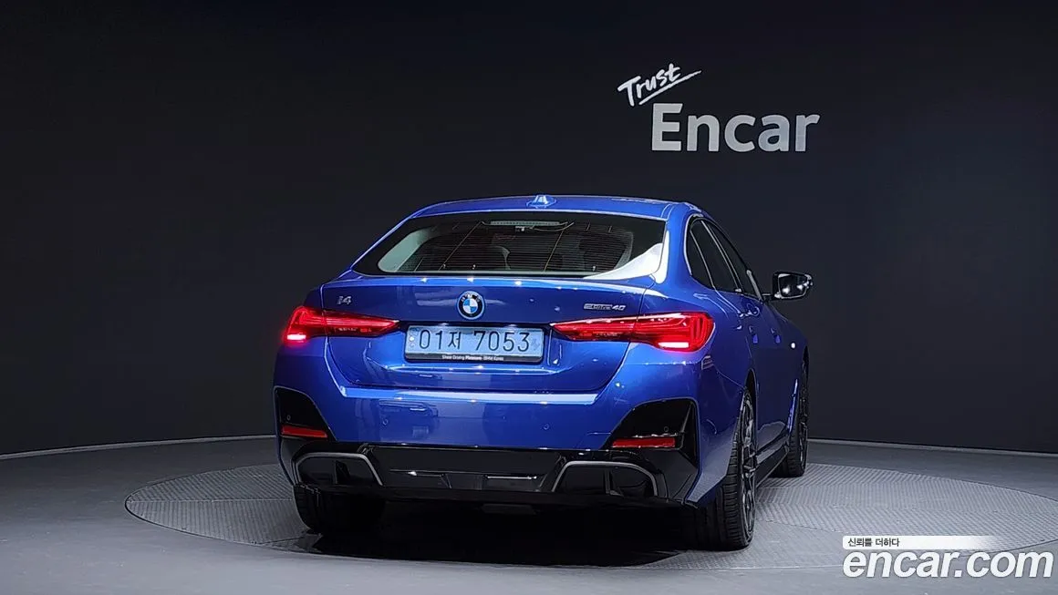BMW i4 2025 из KR, фото 3