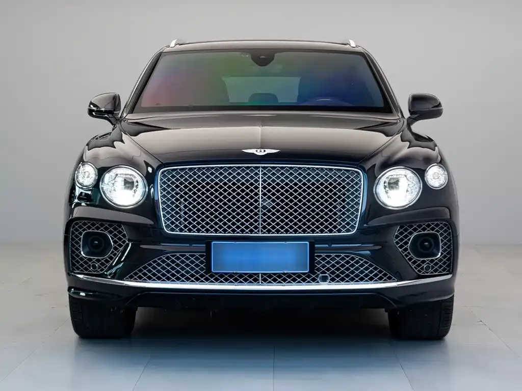 Bentley Bentayga — фото 1