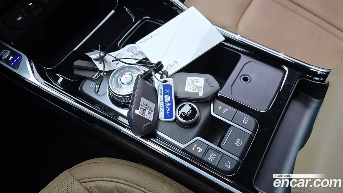 Kia Sorento — фото 8