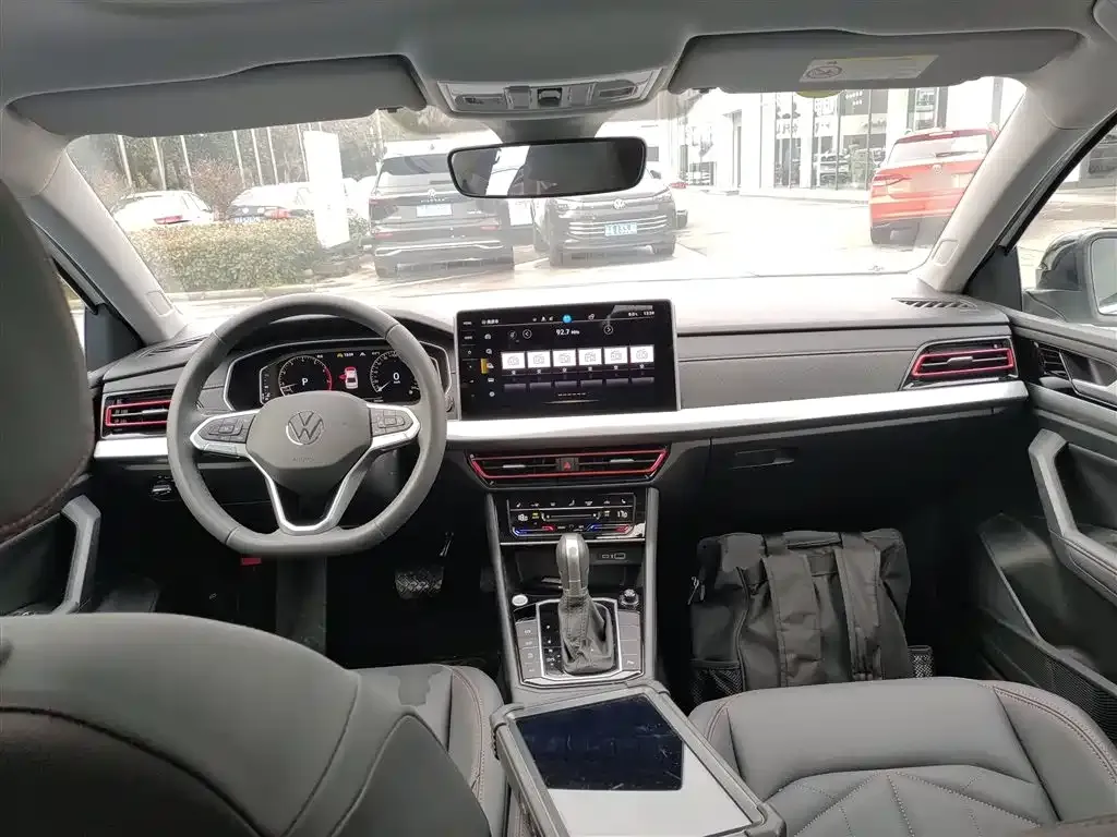Volkswagen Lavida 2024 из CN, фото 3