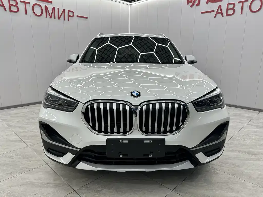 BMW X1 — фото 3