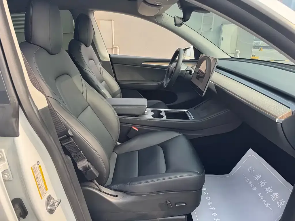 Tesla Model Y 2022 из CN, фото 10