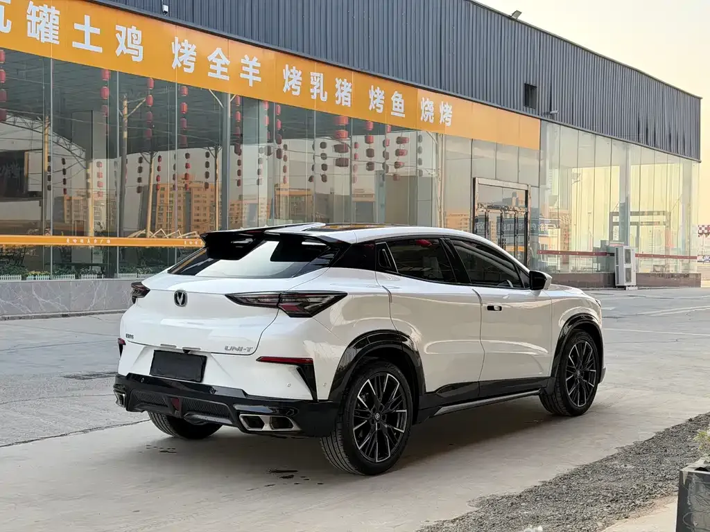 Changan UNI-T 2023 из CN, фото 2