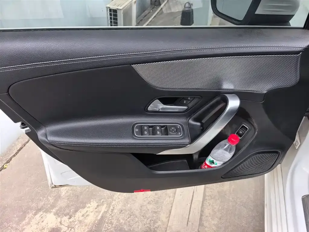 Mercedes-Benz A-Class 2023 из CN, фото 5