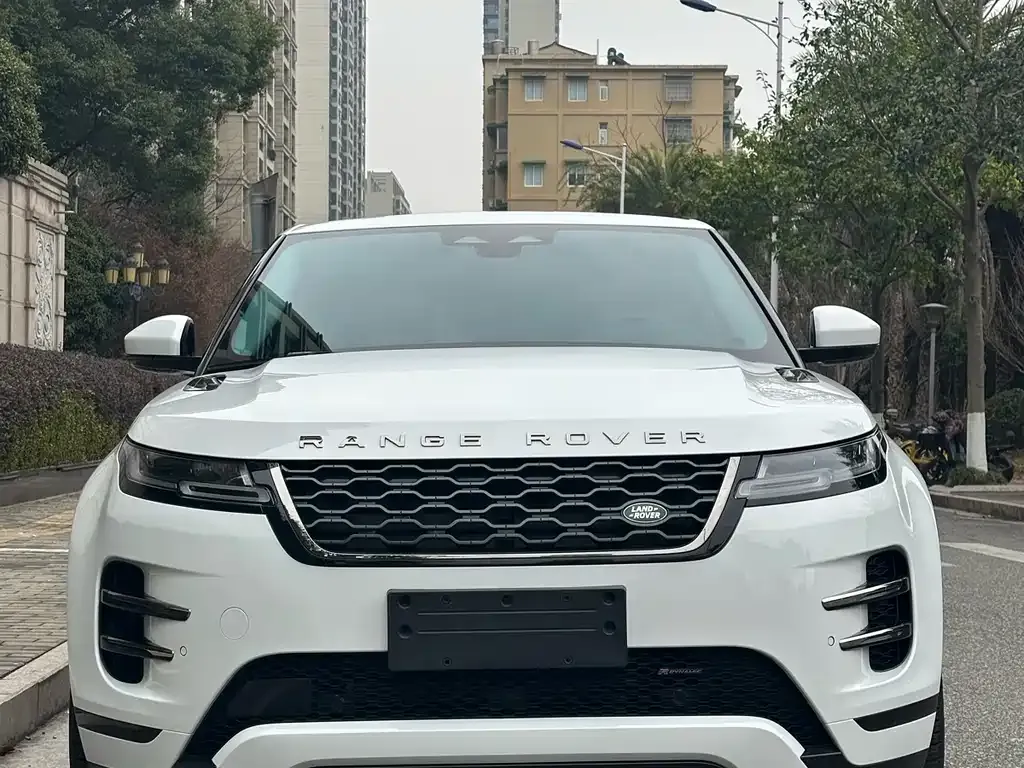 Land Rover Evoque PHEV 2023 из CN, фото 4
