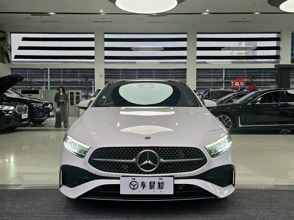 Mercedes-Benz A-Class — фото 8