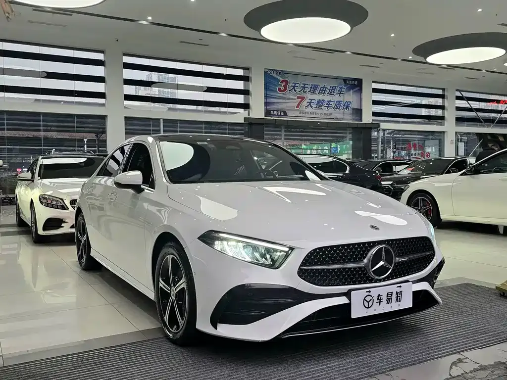Mercedes-Benz A-Class — фото 9