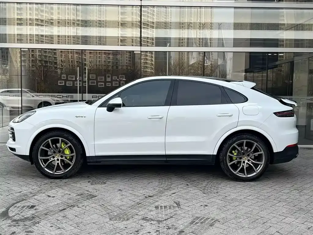 Porsche Cayenne Hybrid 2022 из CN, фото 3