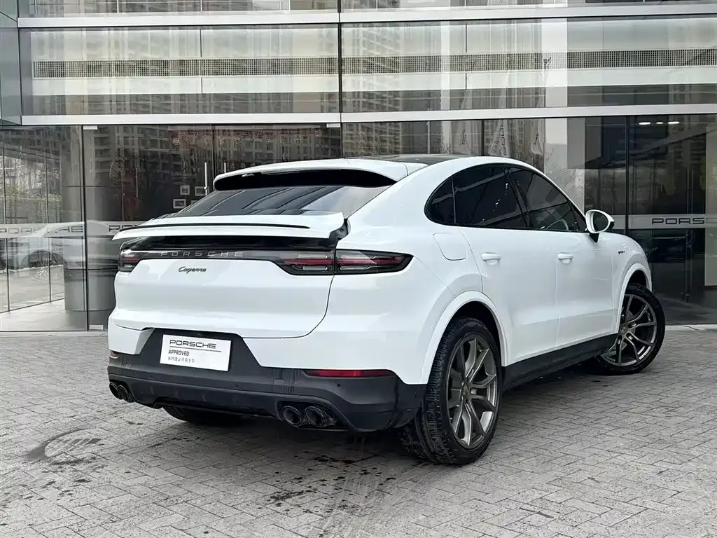 Porsche Cayenne Hybrid 2022 из CN, фото 9