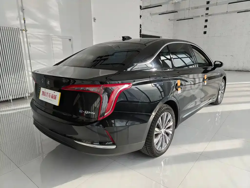 Hongqi E-QM5 2023 из CN, фото 4