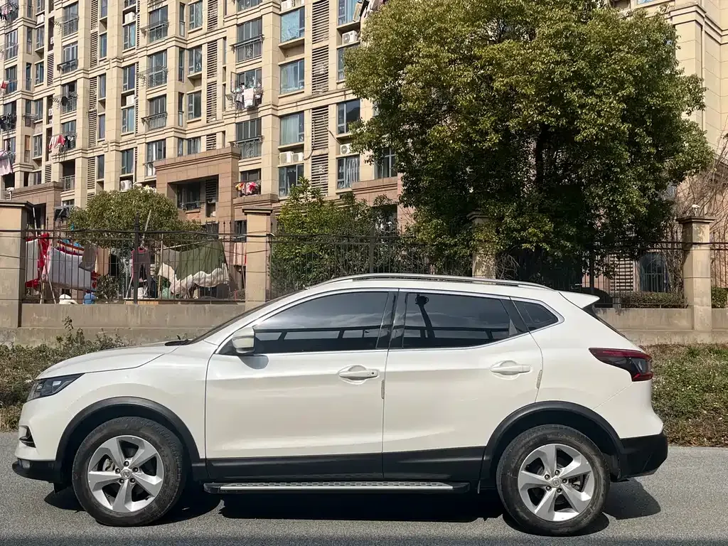 Nissan Qashqai 2022 из CN, фото 10