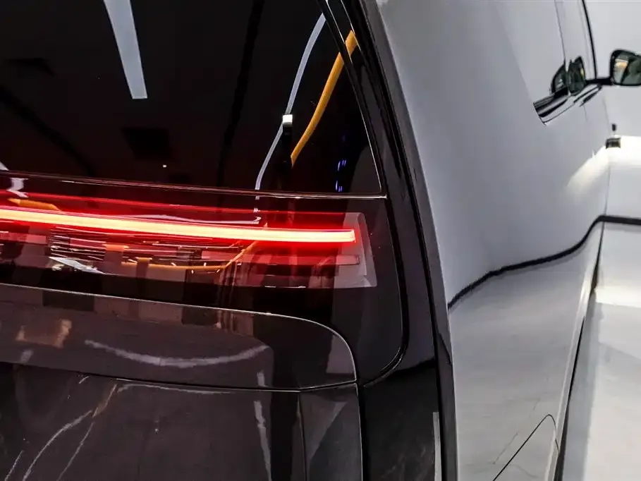 Li Auto MEGA 2024 из CN, фото 10