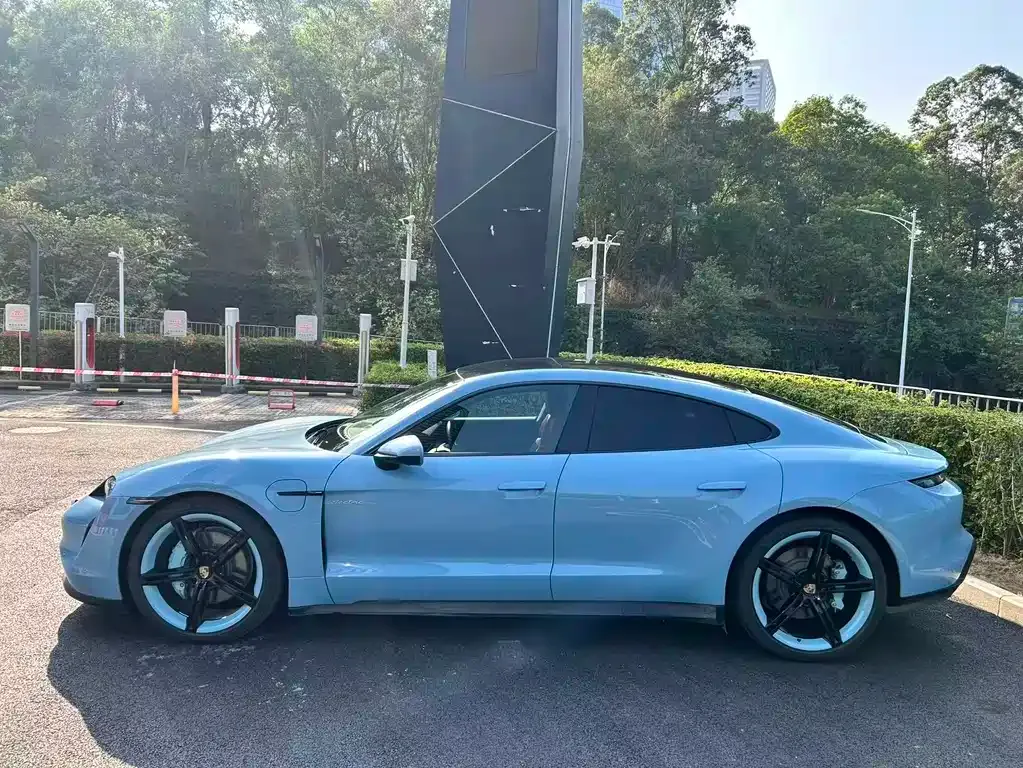 Porsche Taycan 2024 из CN, фото 10