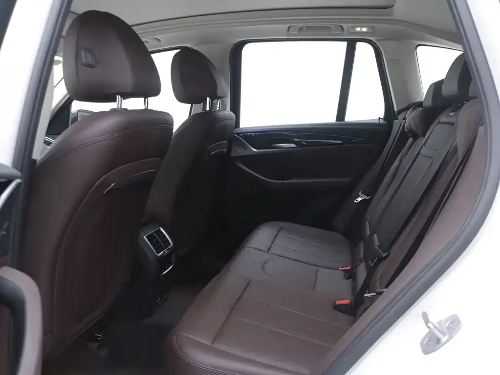 BMW X3 2024 из CN, фото 5