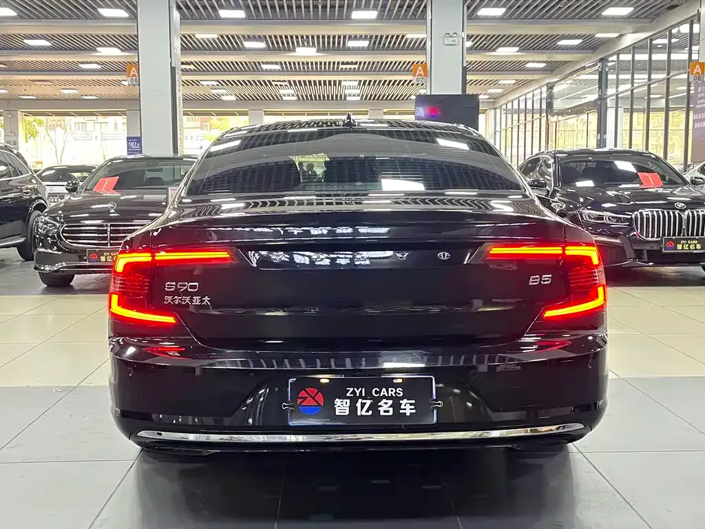 Volvo S90 2021 из CN, фото 2