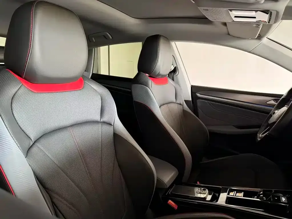 Volkswagen Lamando 2022 из CN, фото 9